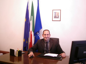 Il sindaco di San Gemini, Leonardo Grimani, insieme ai sindaci di Acquasparta e Montecastrilli, esprimono la loro contrarietà ad un utilizzo del marchio Fabia fuori dal territorio locale.